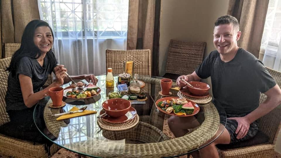 The Lion King Homestay Моши Экстерьер фото